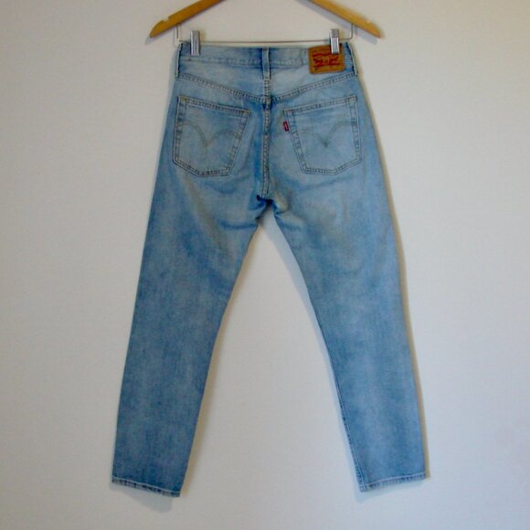 Levi's 501 T Tapered Jeans Light Wash Button Fly Ankle Crop Unisex Size 24 x 28 - Picture 12 of 16